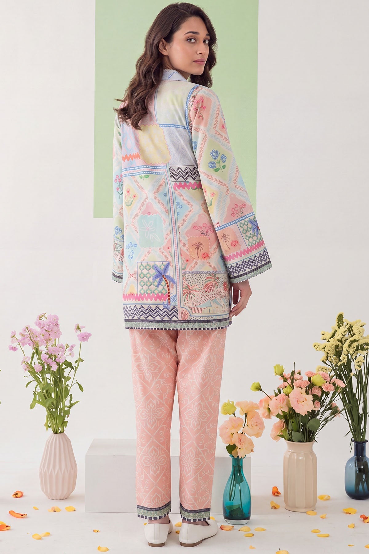6202-REINE DIGITAL PRINTED CAMBRIC STITCHED