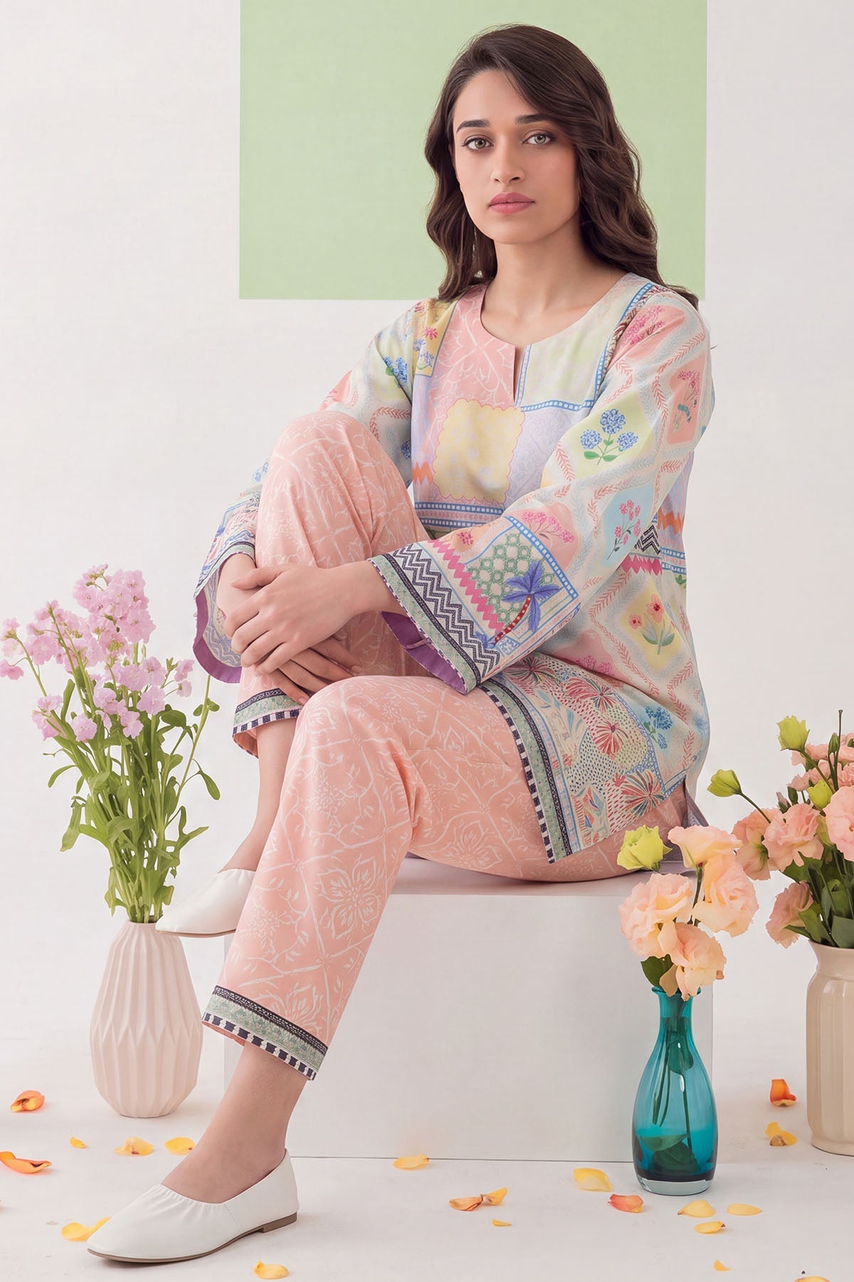 6202-REINE DIGITAL PRINTED CAMBRIC STITCHED