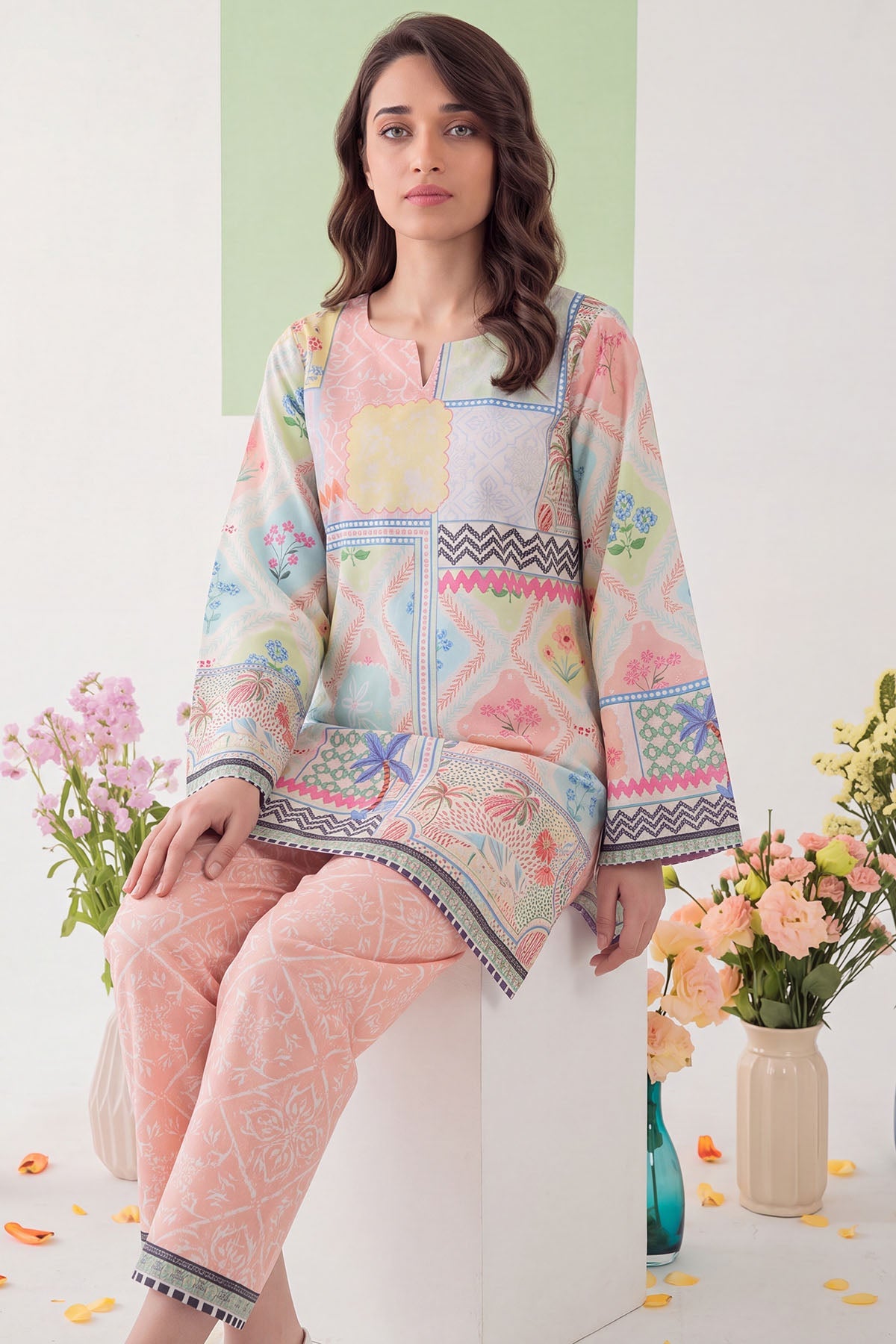 6202-REINE DIGITAL PRINTED CAMBRIC STITCHED