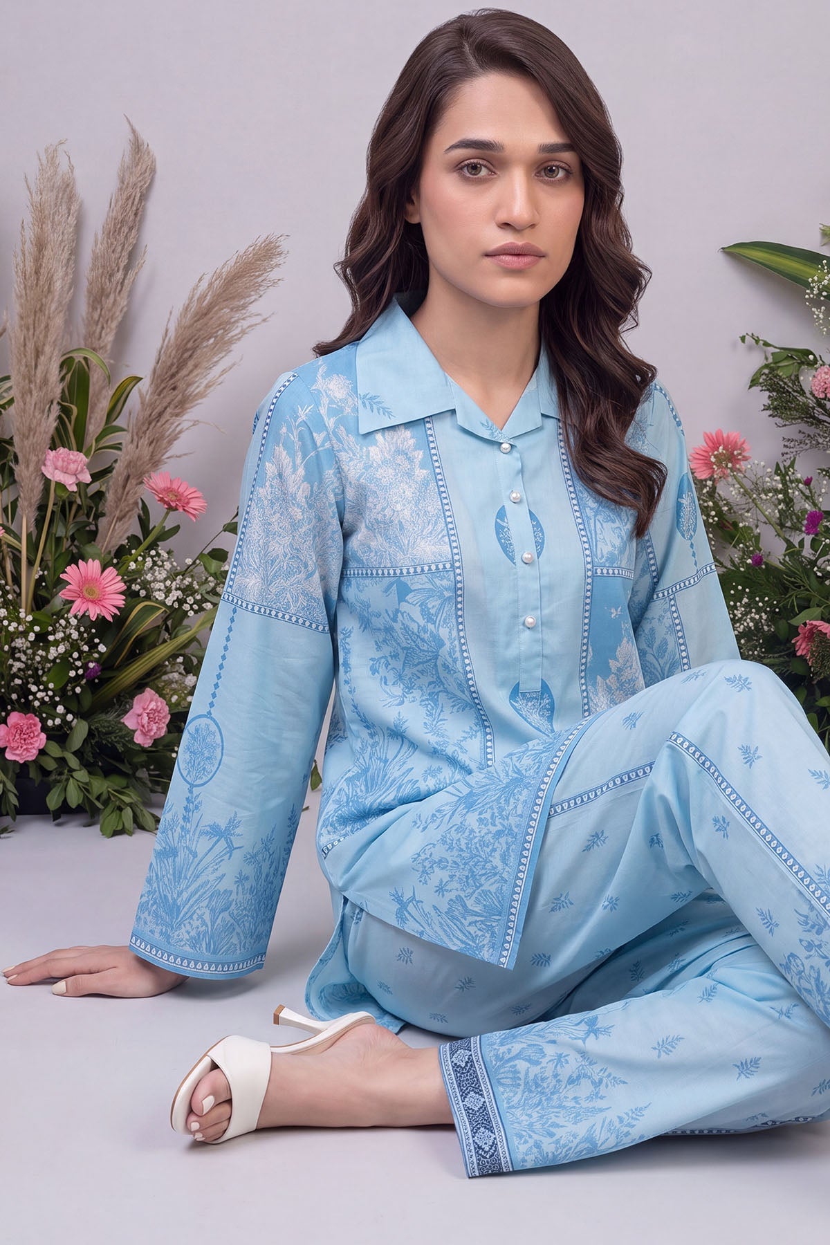 6206-SERENA DIGITAL PRINTED CAMBRIC STITCHED