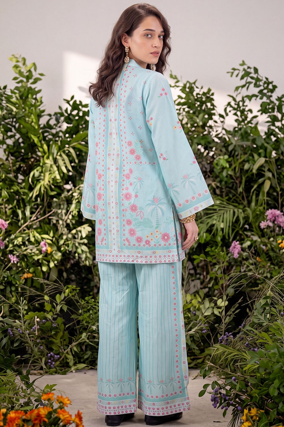 6209-BELLA DIGITAL PRINTED CAMBRIC STITCHED