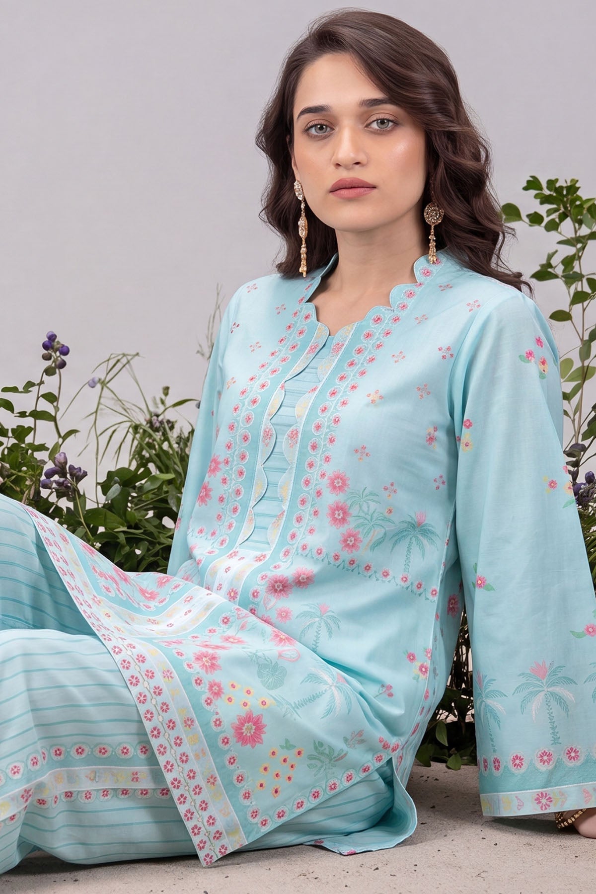 6209-BELLA DIGITAL PRINTED CAMBRIC STITCHED