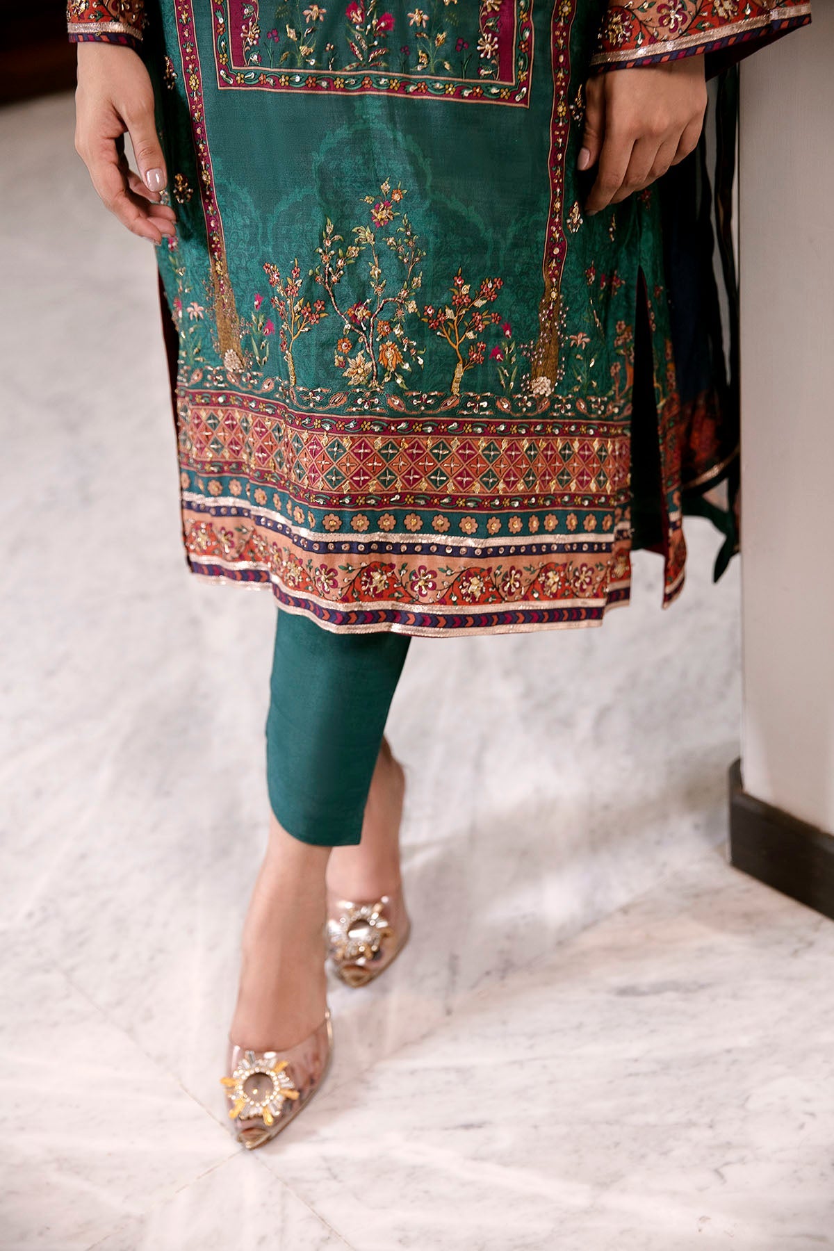 0021-ETERNAL-AURA DIGITAL PRINTED COTTON SILK STITCHED