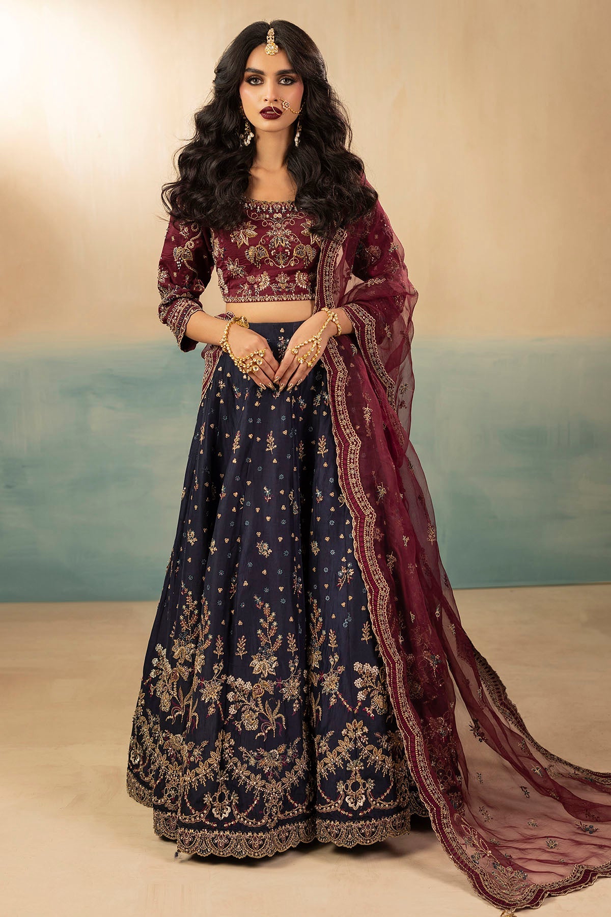 0071-LEENA HAND EMBELLISHED SILK STITCHED
