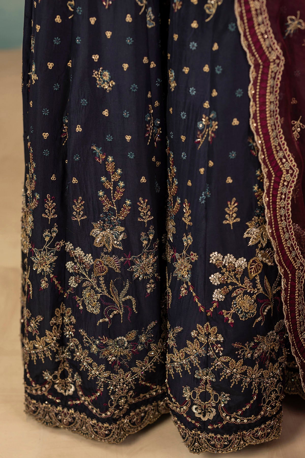 0071-LEENA HAND EMBELLISHED SILK STITCHED