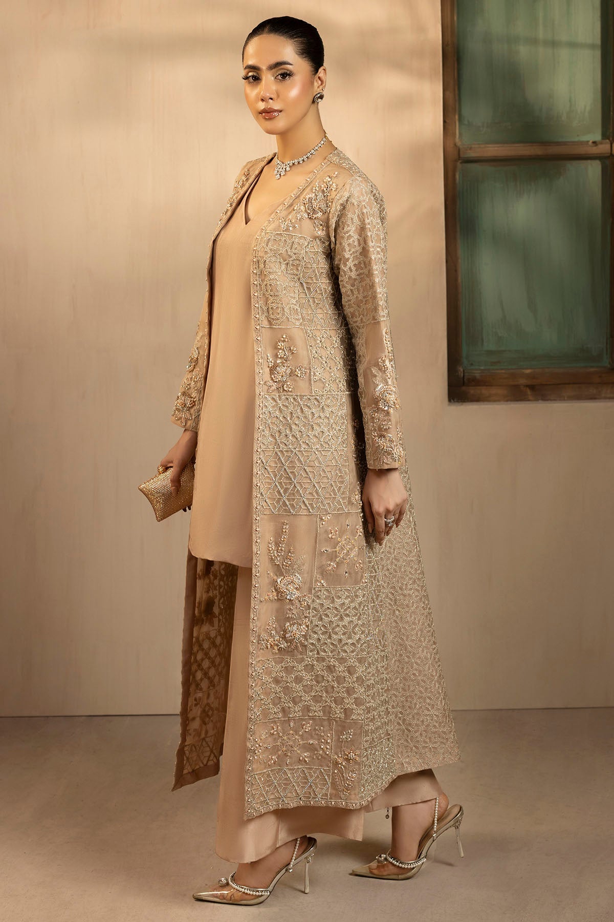 0076-ARISHA EMBROIDERED ORGANZA STITCHED