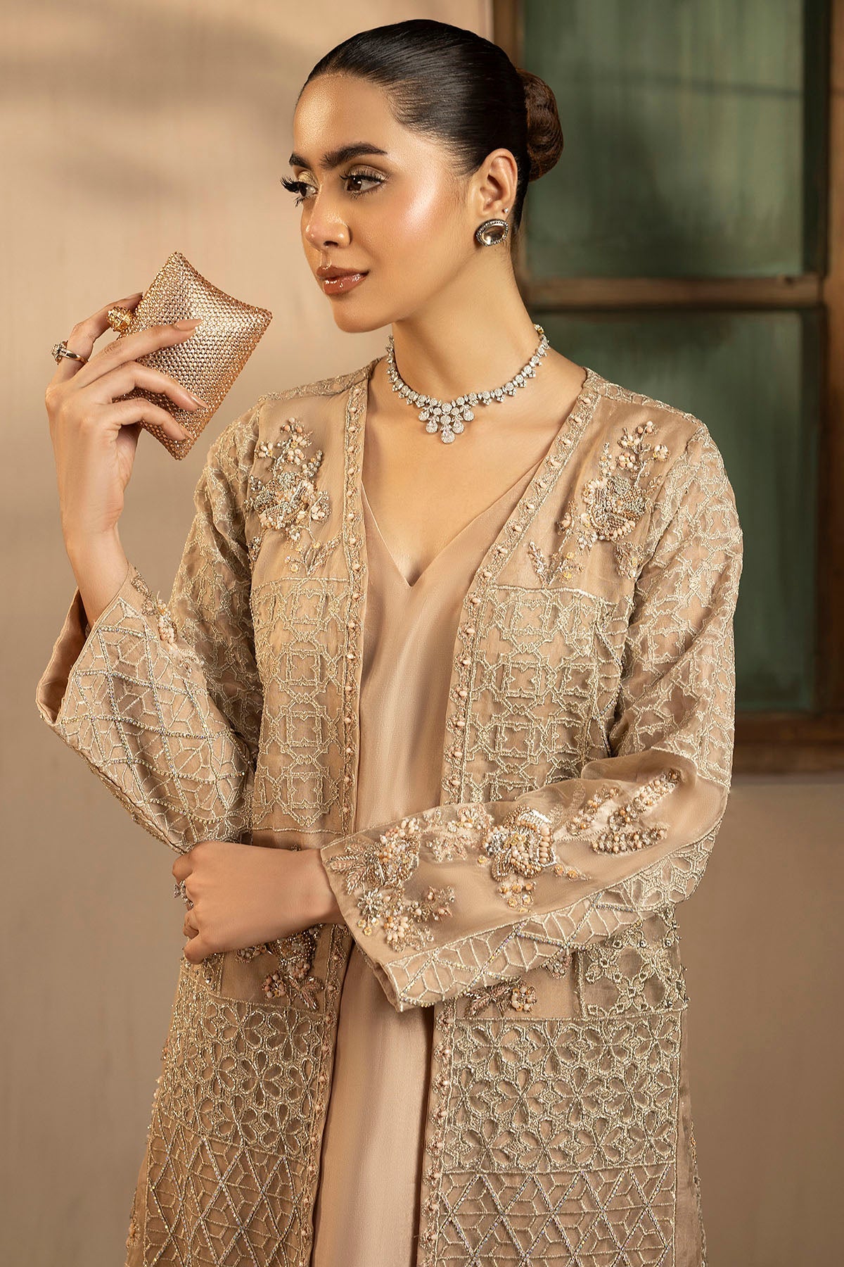 0076-ARISHA EMBROIDERED ORGANZA STITCHED