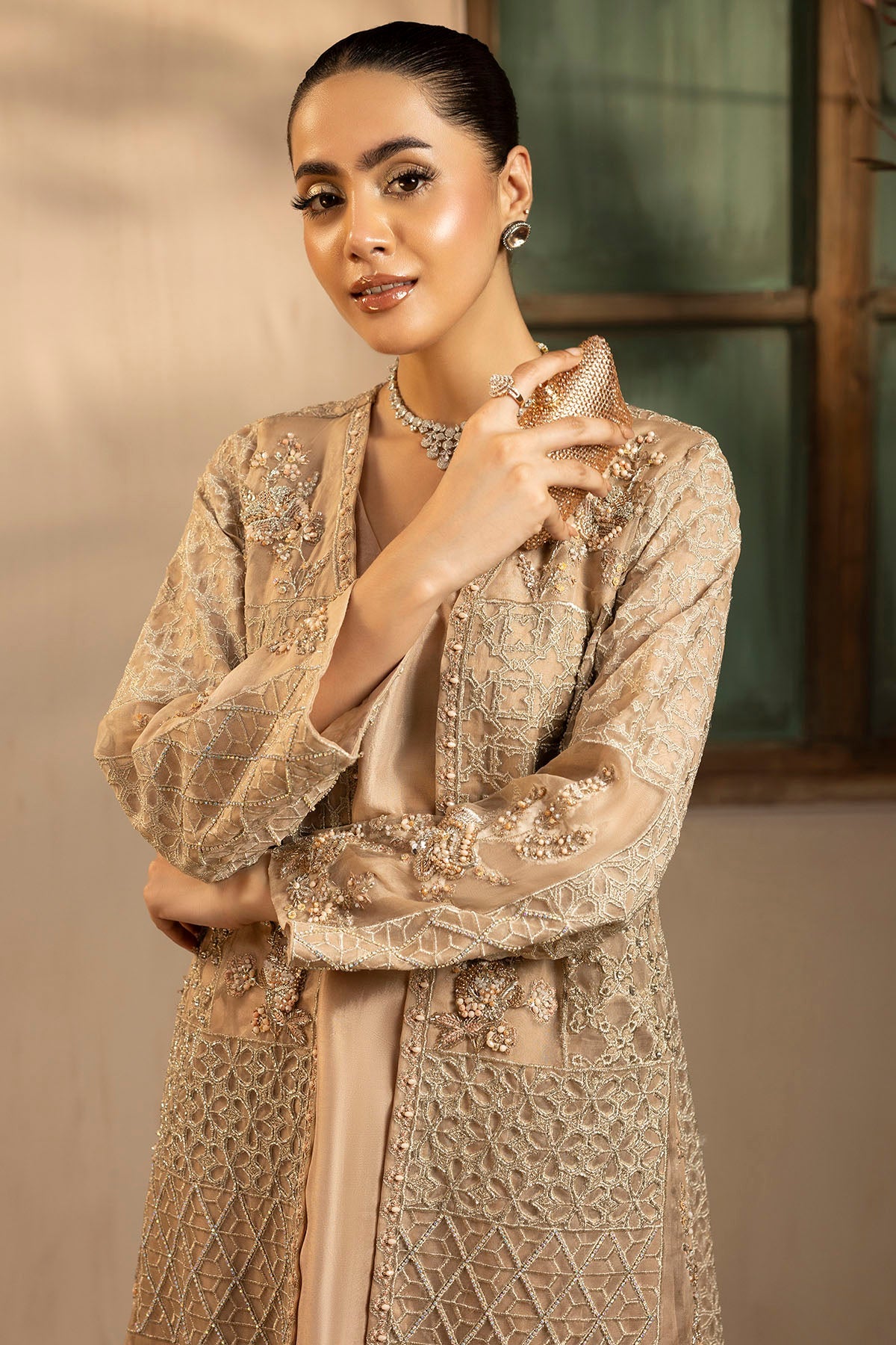 0076-ARISHA EMBROIDERED ORGANZA STITCHED