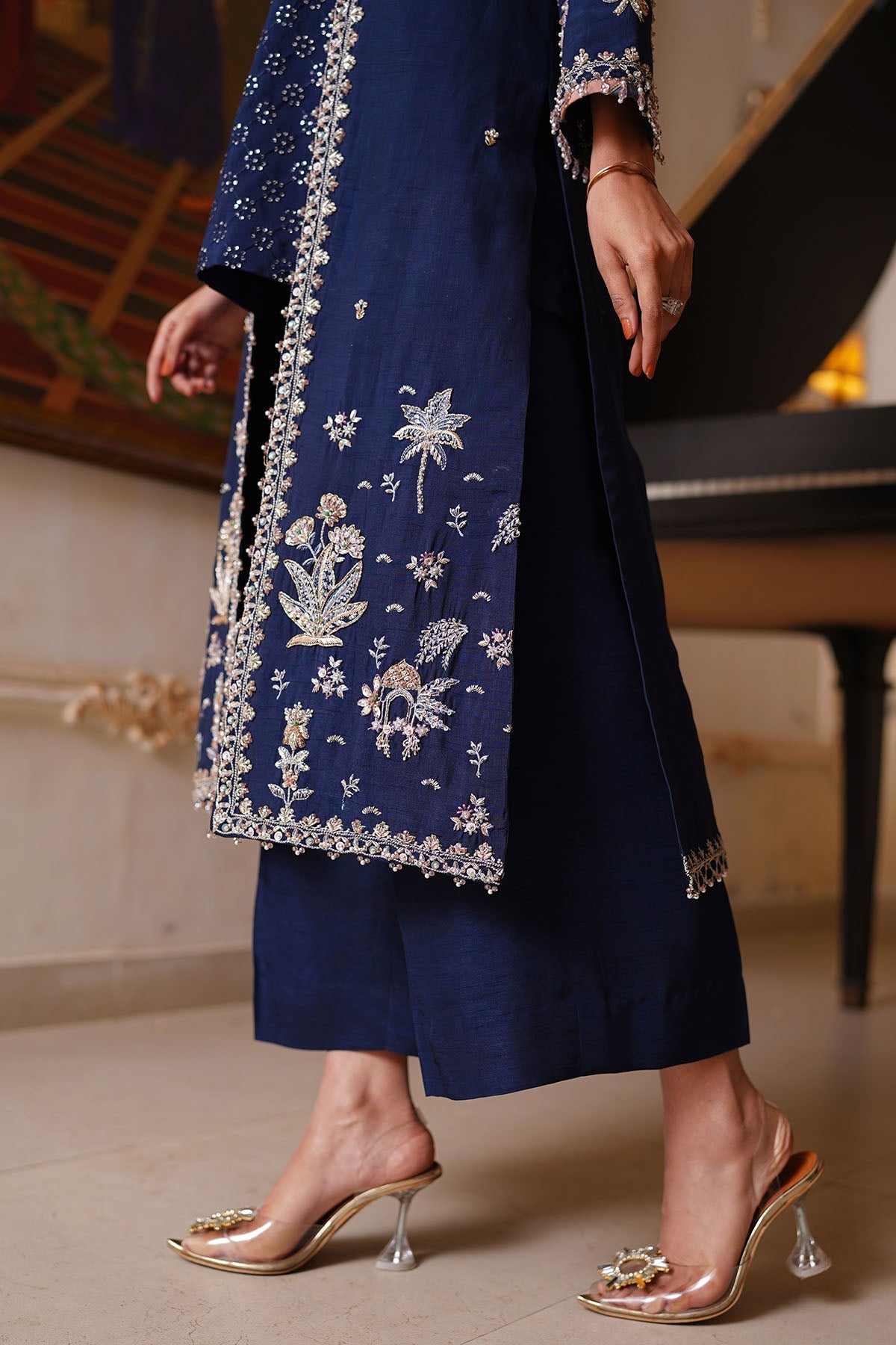 0083-ELISHA HAND EMBELLISHED KOREAN SILK STITCHED