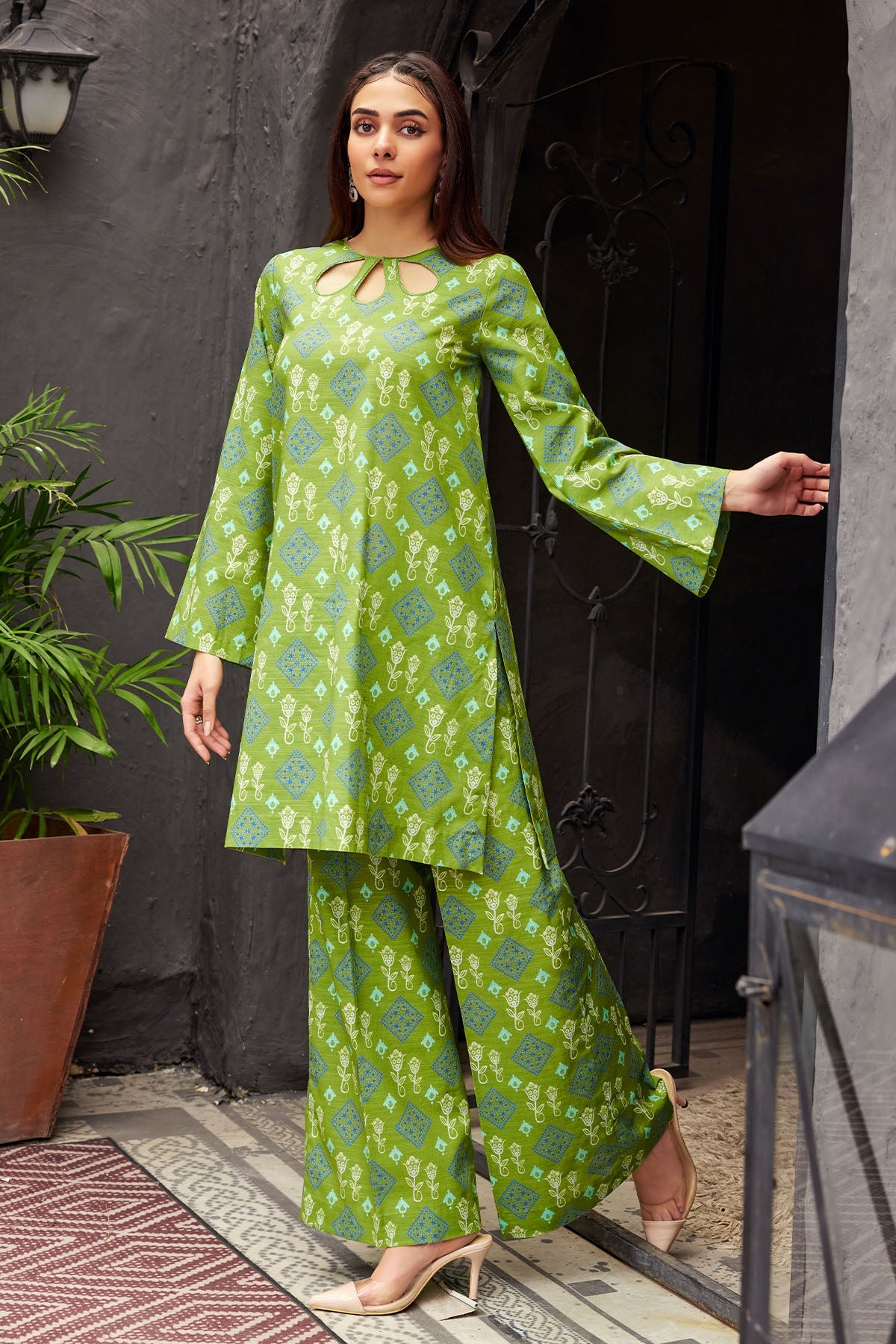 4463-UROOJ DIGITAL PRINTED KHADDAR UNSTITCHED