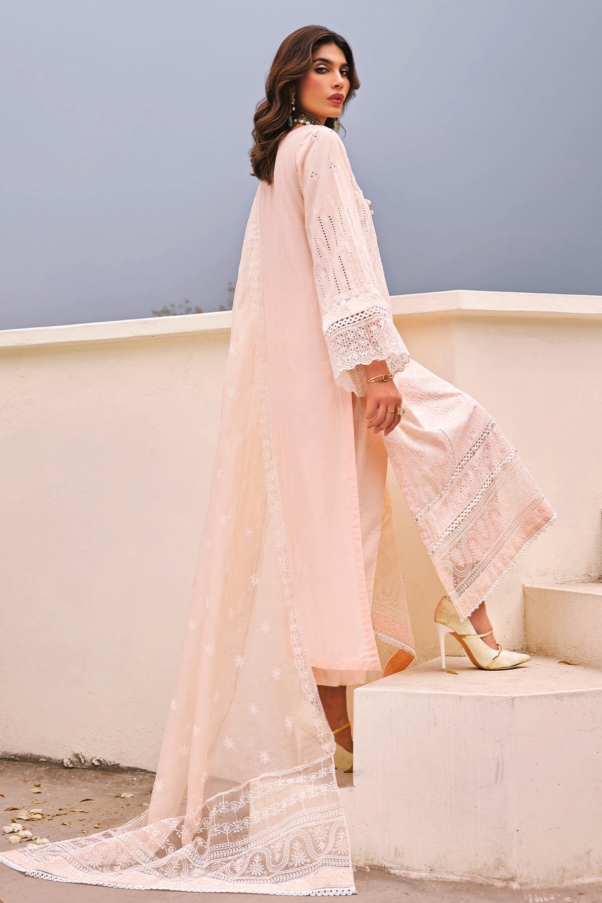 3982-ASRA EMBROIDERED LAWN STITCHED