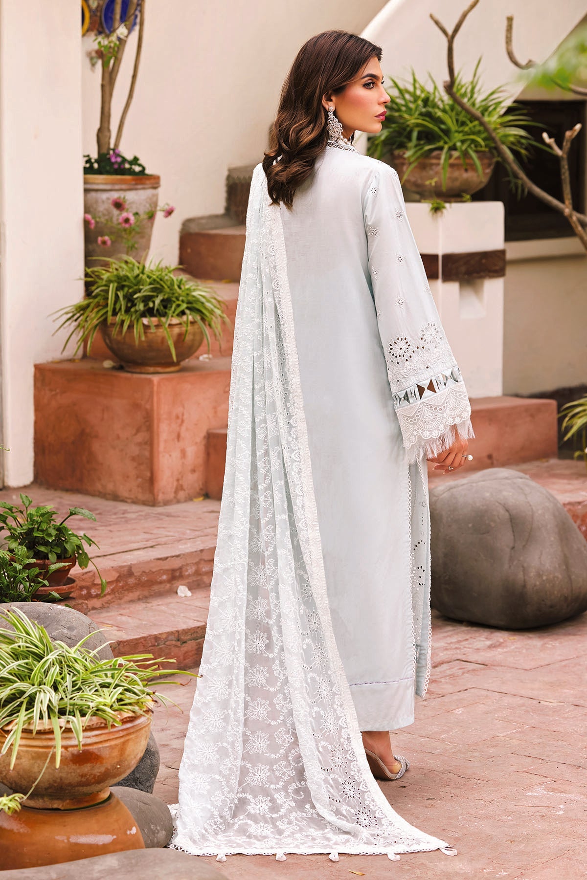 3981-NAZ EMBROIDERED LAWN STITCHED