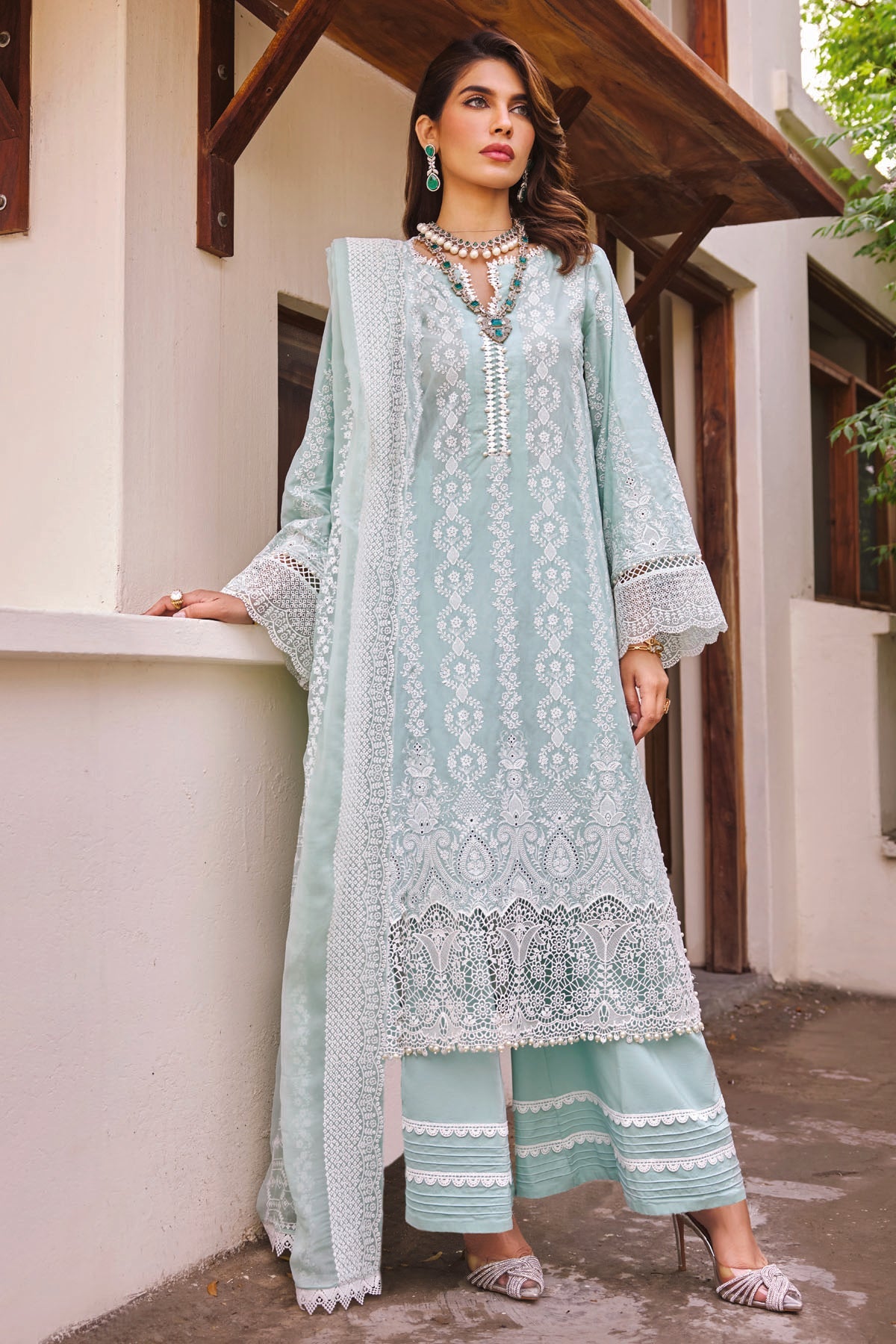 3976-MAHROSH EMBROIDERED LAWN STITCHED