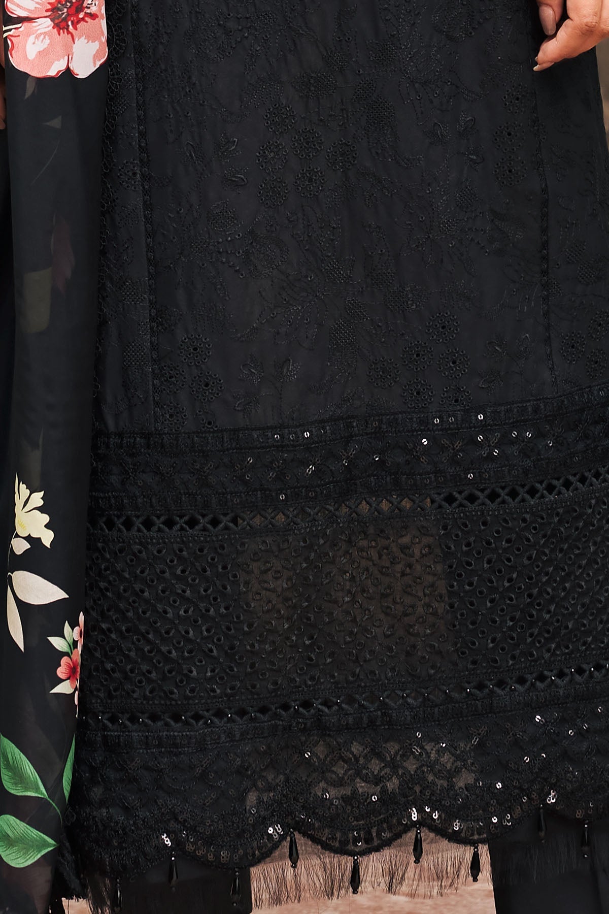3984-MIRAN EMBROIDERED LAWN UNSTITCHED