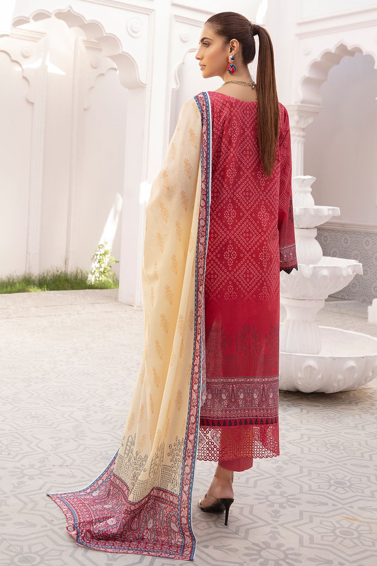 0101-PRINT-A DIGITAL PRINTED LAWN UNSTITCHED