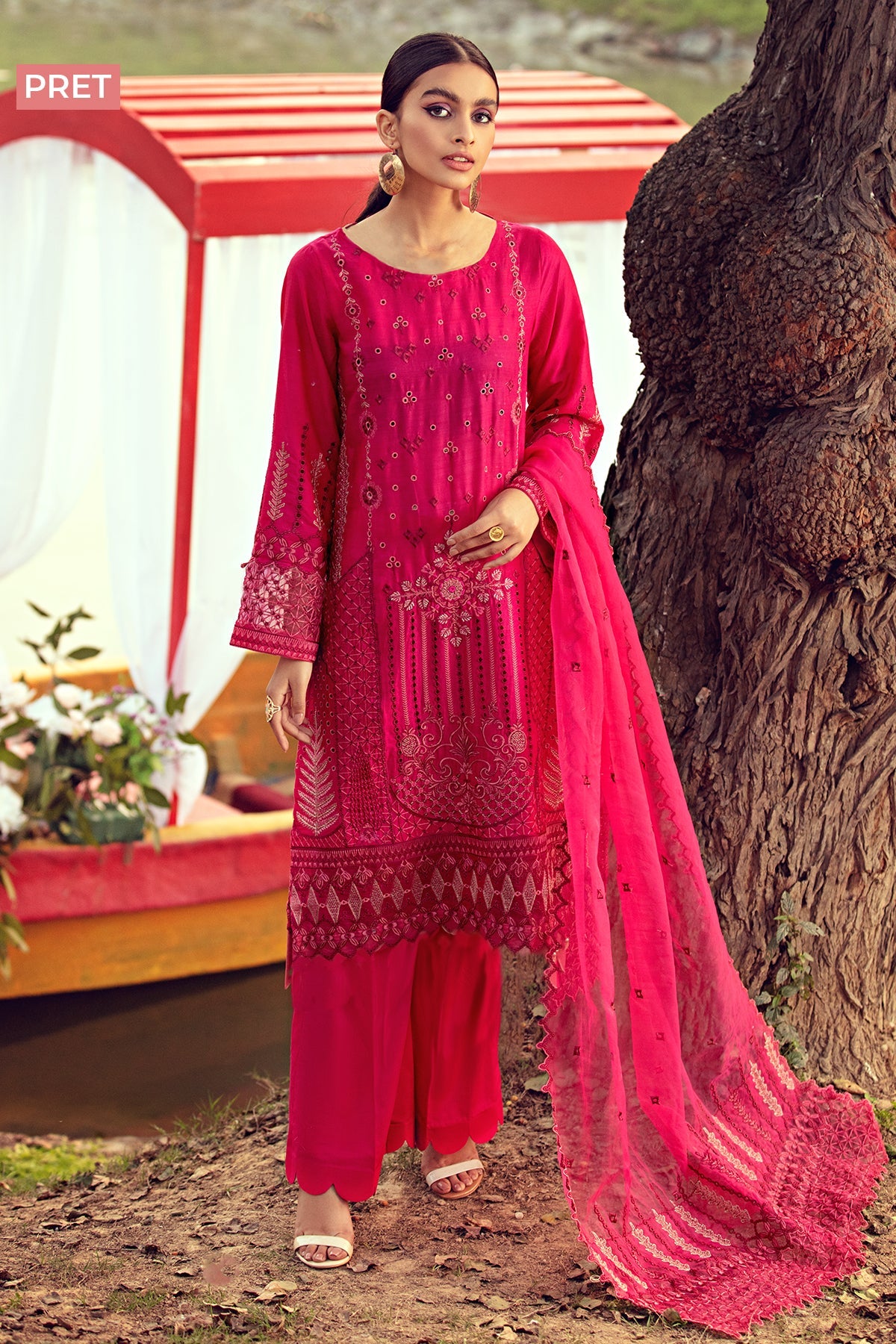 2812-FASCIA EMBROIDERED LAWN STITCHED