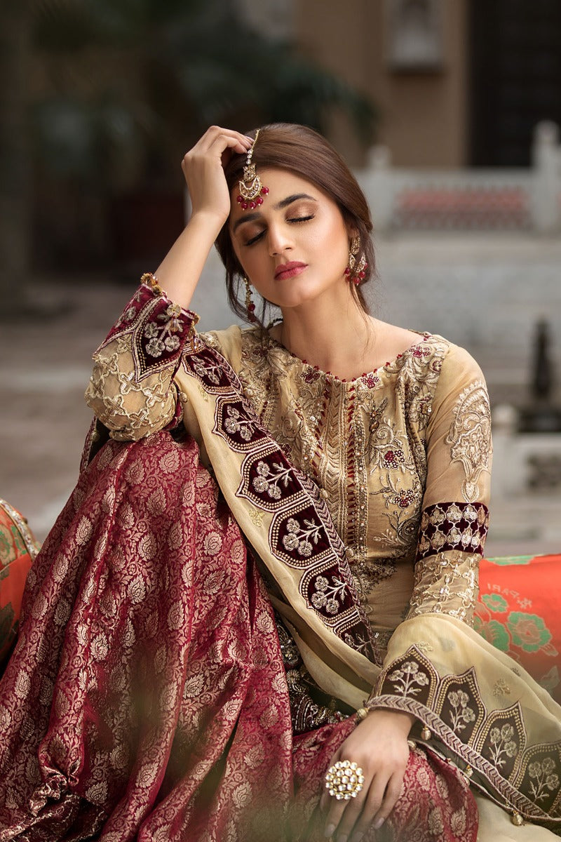 2352-SCARLET-VAULT EMBROIDERED JACQUARD UNSTITCHED